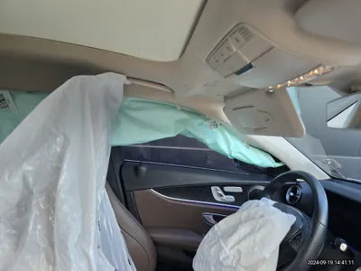 2016 Mercedes-Benz E 300 VIN: