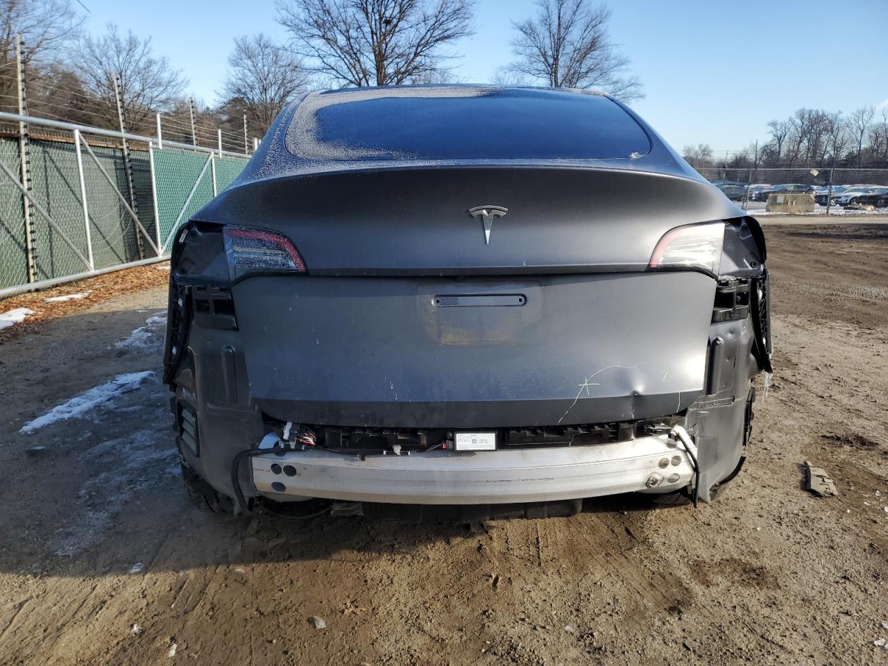 2023 TESLA MODEL Y  VIN:7SAYGDEE5PF610677