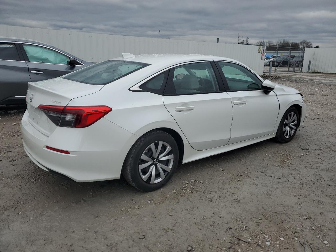 2022 HONDA CIVIC LX VIN:2HGFE2F28NH518510