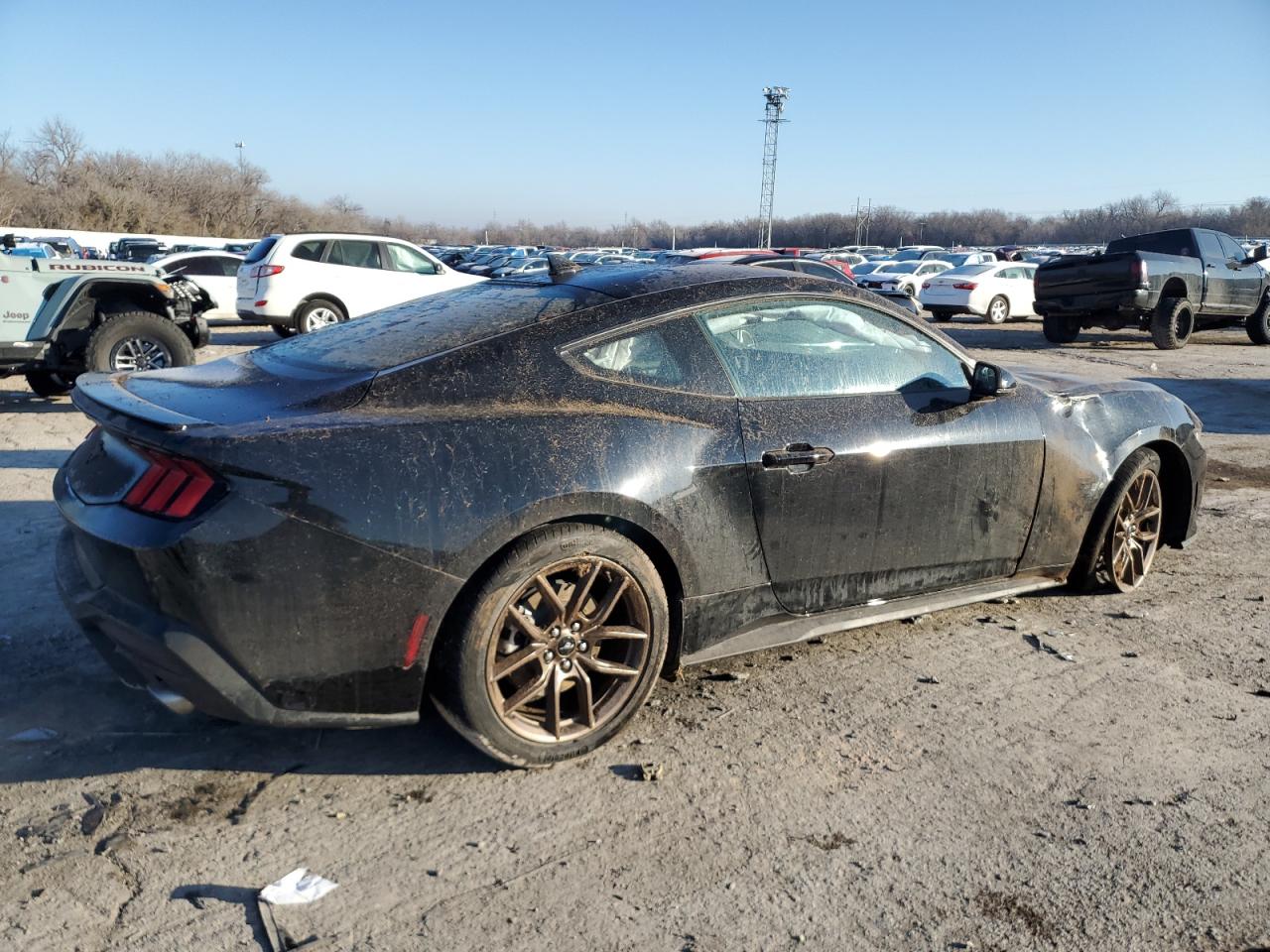 2024 FORD MUSTANG  VIN:1FA6P8TH3R5105482