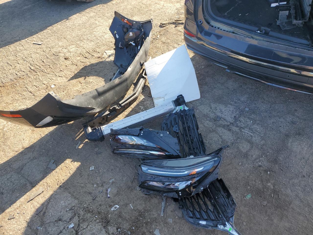 2022 CHEVROLET EQUINOX RS VIN:3GNAXMEVXNS171065