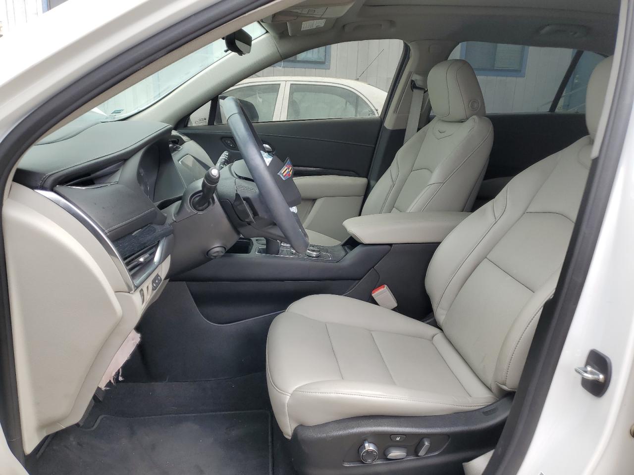 2023 CADILLAC XT4 PREMIUM LUXURY VIN:1GYFZCR41PF111214