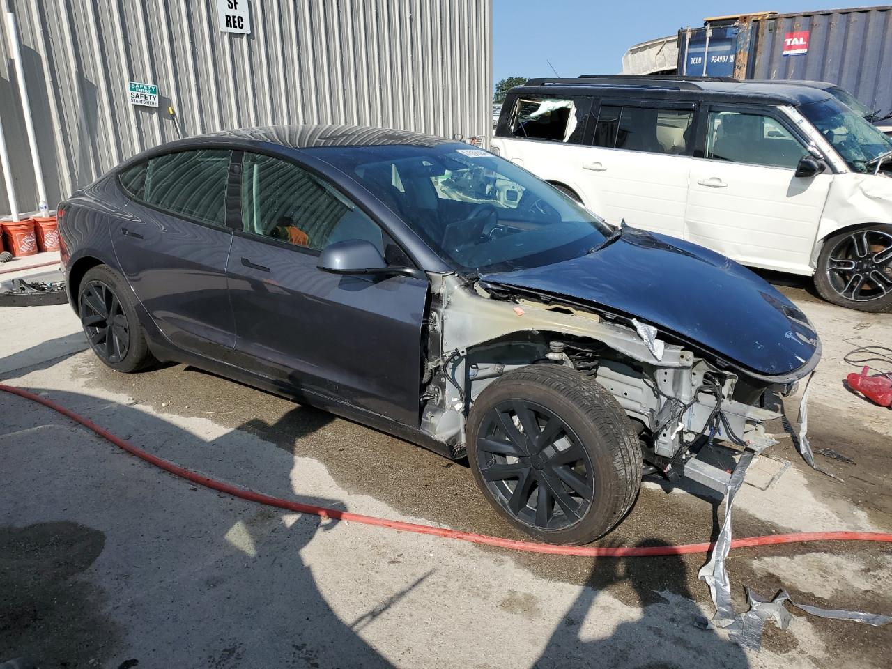 2023 TESLA MODEL 3  VIN:5YJ3E1EB6PF630082