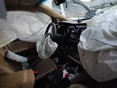 2017 Kia Carnival KNAMC81ABHS301563 VIN:KNAMC81ABHS301563