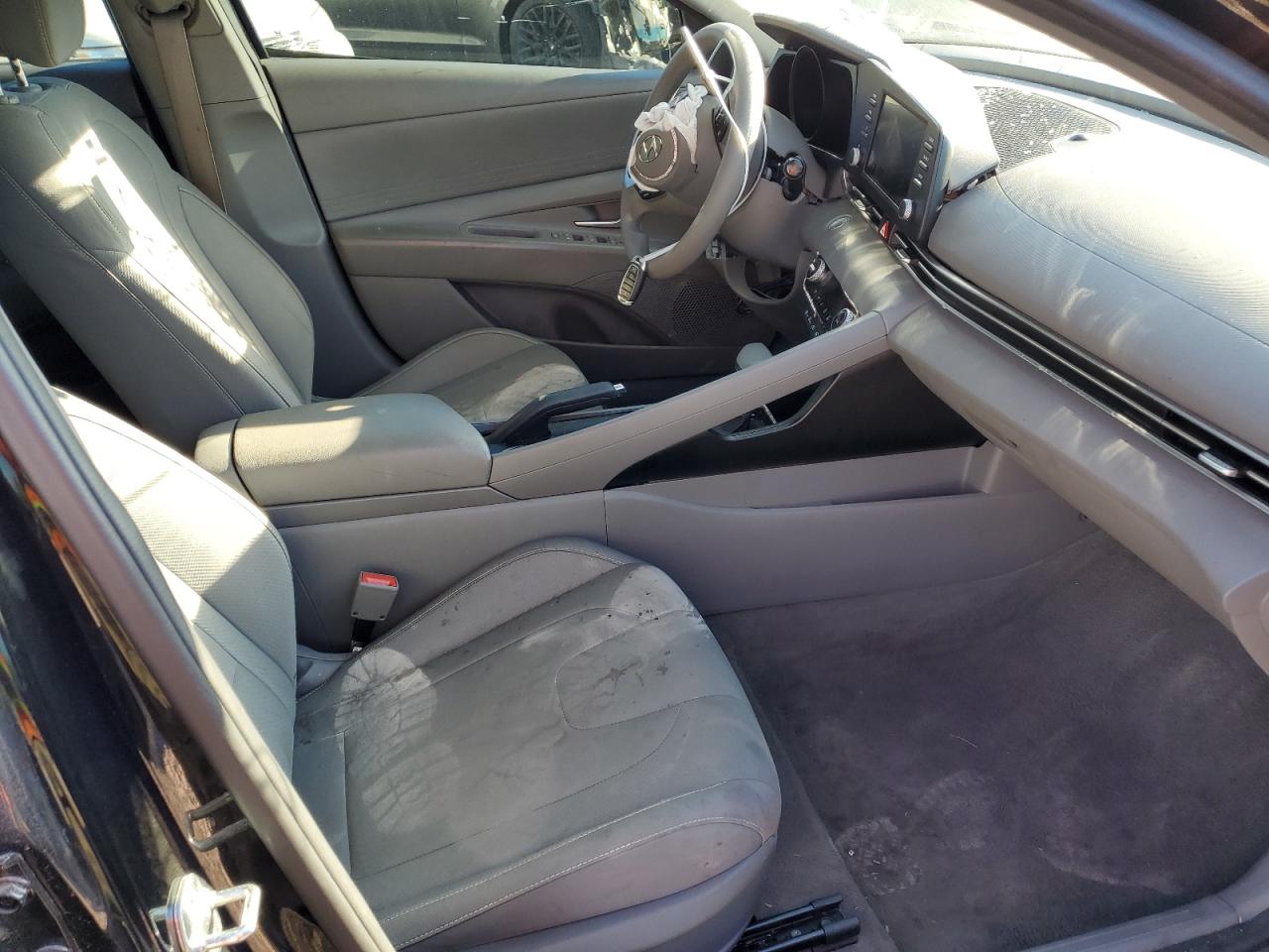 2022 HYUNDAI ELANTRA SEL VIN:5NPLM4AG5NH071581