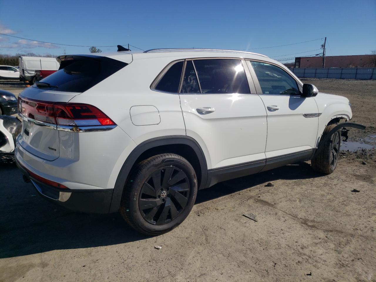 2024 VOLKSWAGEN ATLAS CROSS SPORT SE VIN:1V2KE2CA8RC228414