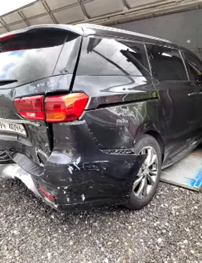 2019 Kia Carnival KNAMB81ABKS470604 VIN:KNAMB81ABKS470604