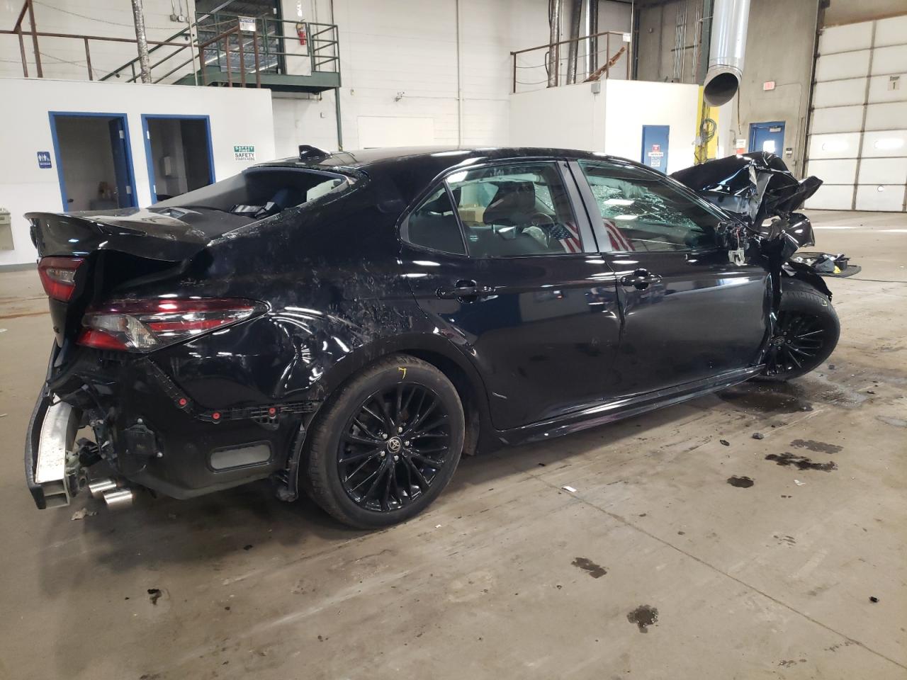 2022 TOYOTA CAMRY SE VIN:4T1T11AK5NU015119