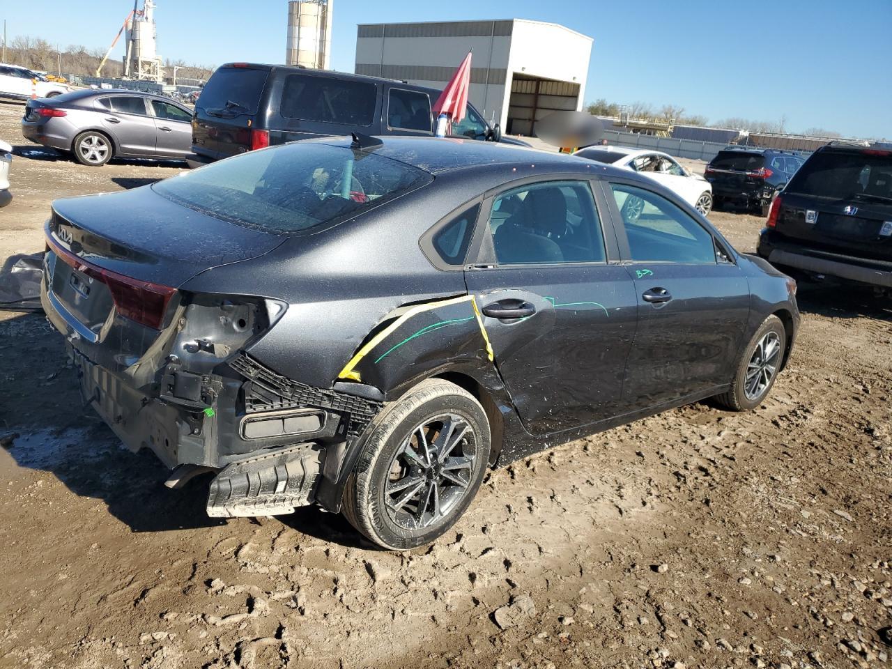 2022 KIA FORTE FE VIN:3KPF24AD0NE445799