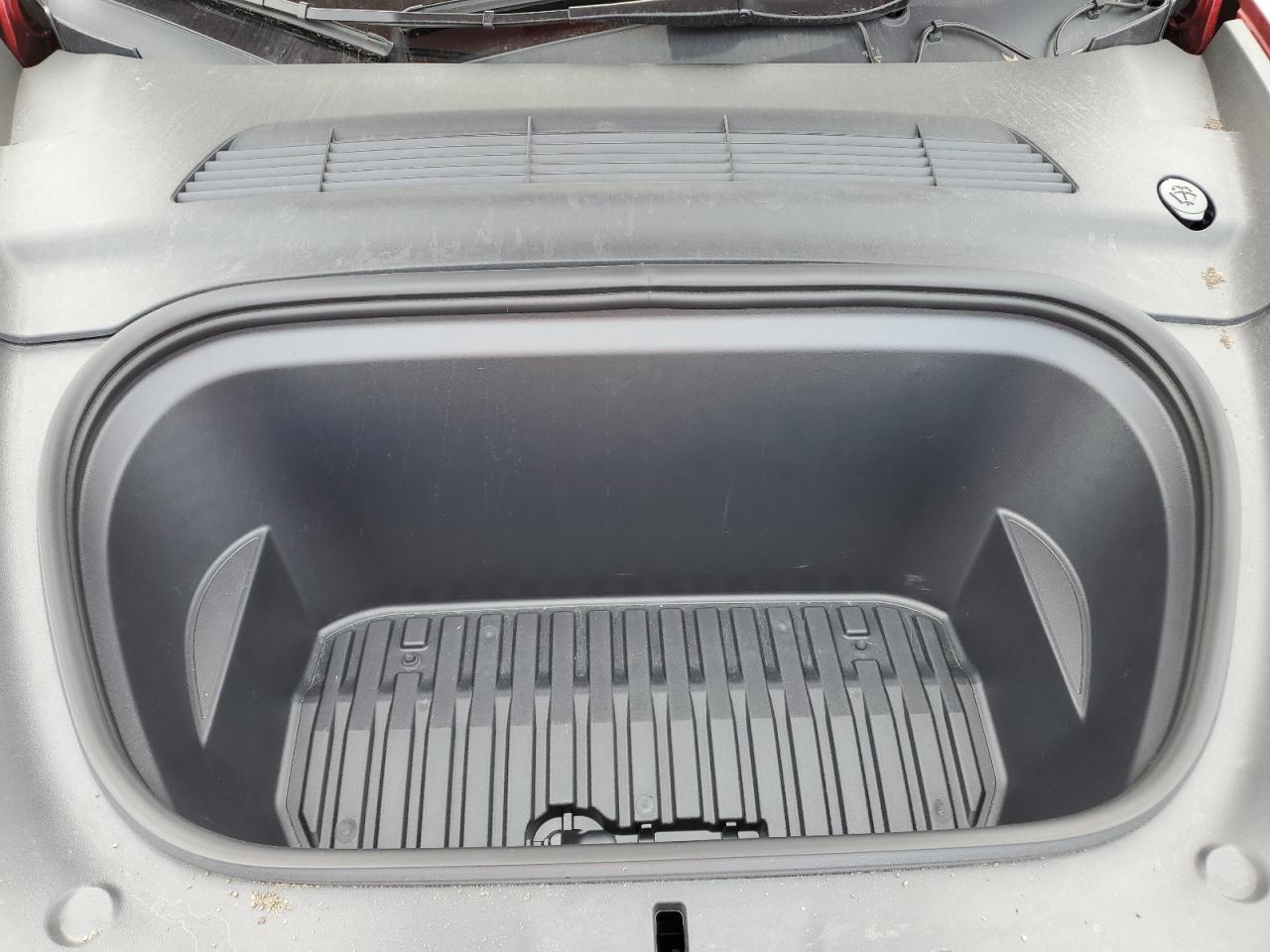 2024 TESLA MODEL Y  VIN:7SAYGDEE9RA228829