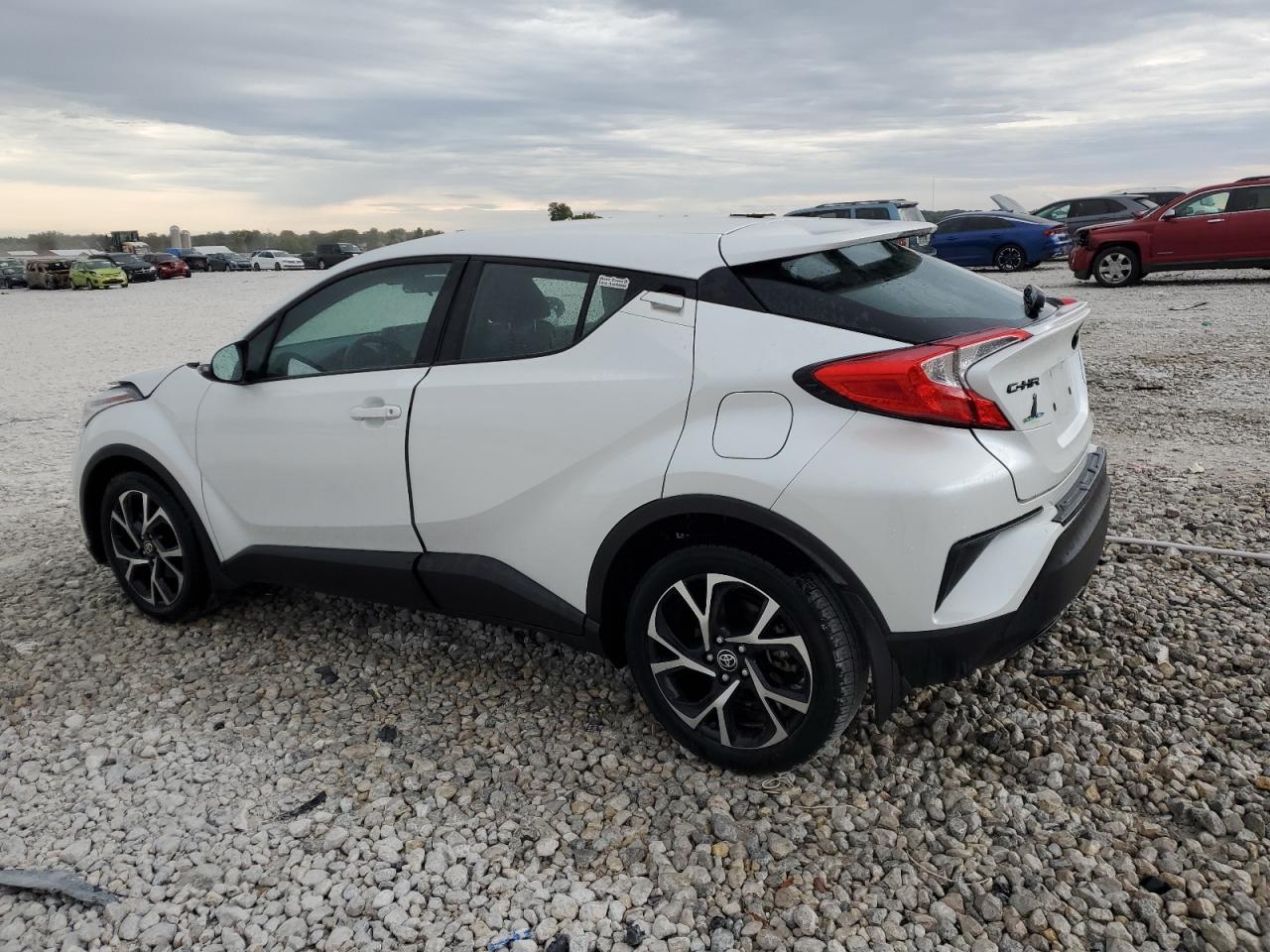 2022 TOYOTA C-HR XLE VIN:NMTKHMBX3NR146379