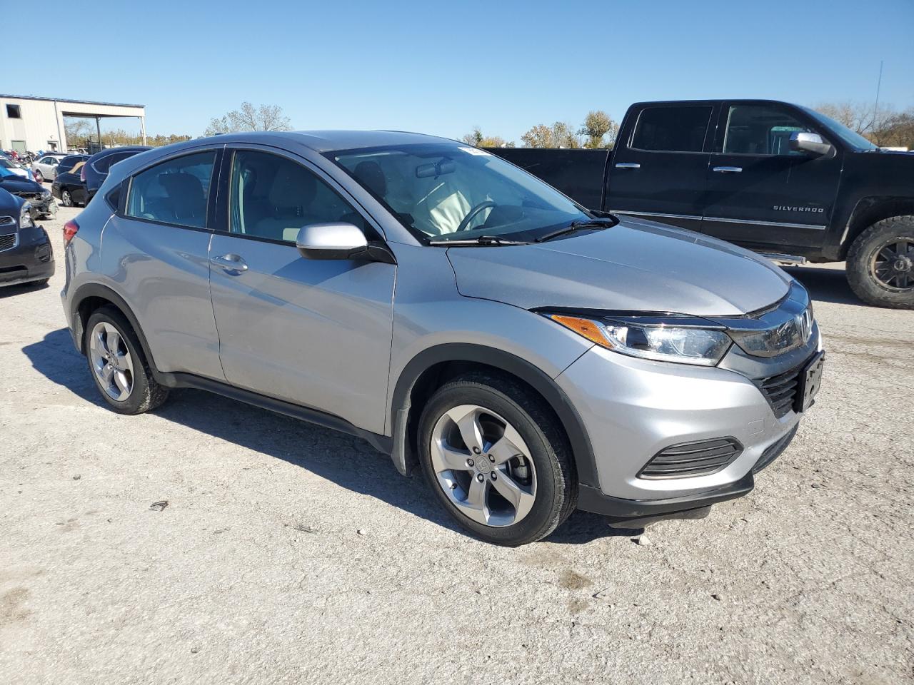 2022 HONDA HR-V LX VIN:3CZRU6H32NM768817