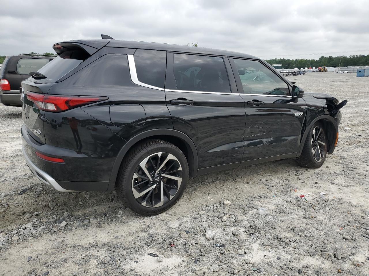 2023 MITSUBISHI OUTLANDER SE VIN:JA4T5UA9XPZ037513