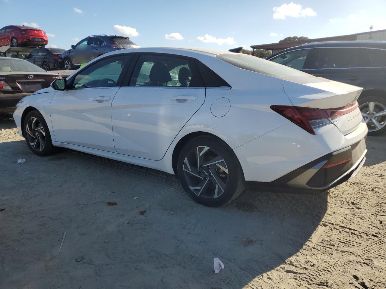 2024 HYUNDAI ELANTRA SEL VIN:KMHLS4DG1RU655582