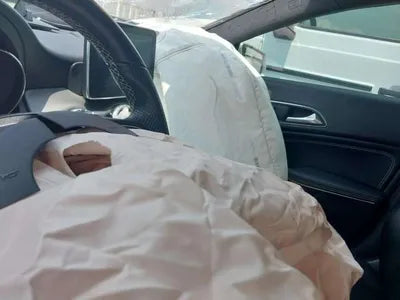 2015 Mercedes-Benz CLA 200 VIN: