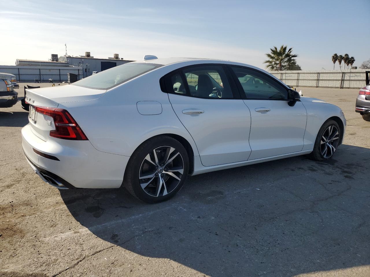 2022 VOLVO S60 T8 RECHARGE R-DESIGN EXPRESSION VIN:7JRBR0FZXNG175781