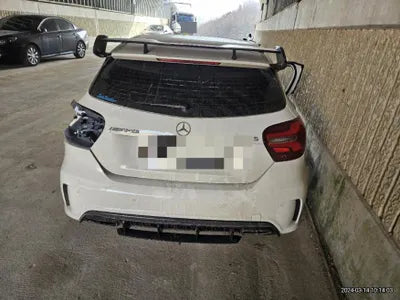 2016 Mercedes-Benz A 45 AMG VIN: