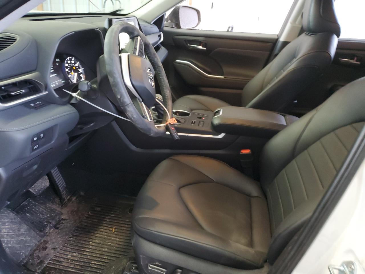 2023 TOYOTA HIGHLANDER L VIN:5TDKDRBH0PS038937