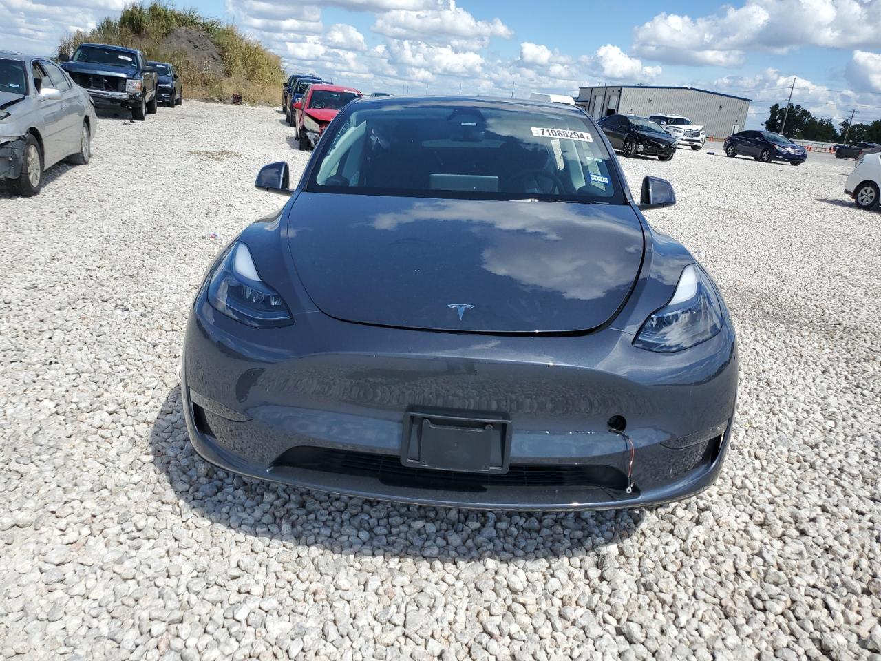 2023 TESLA MODEL Y  VIN:7SAYGDEE3PA208248