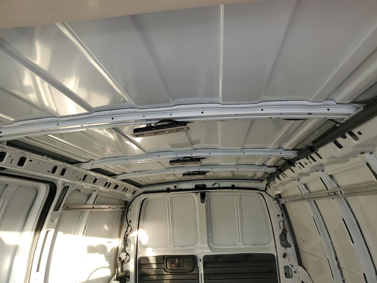 2023 CHEVROLET EXPRESS G2500  VIN:1GCWGAFP1P1248651