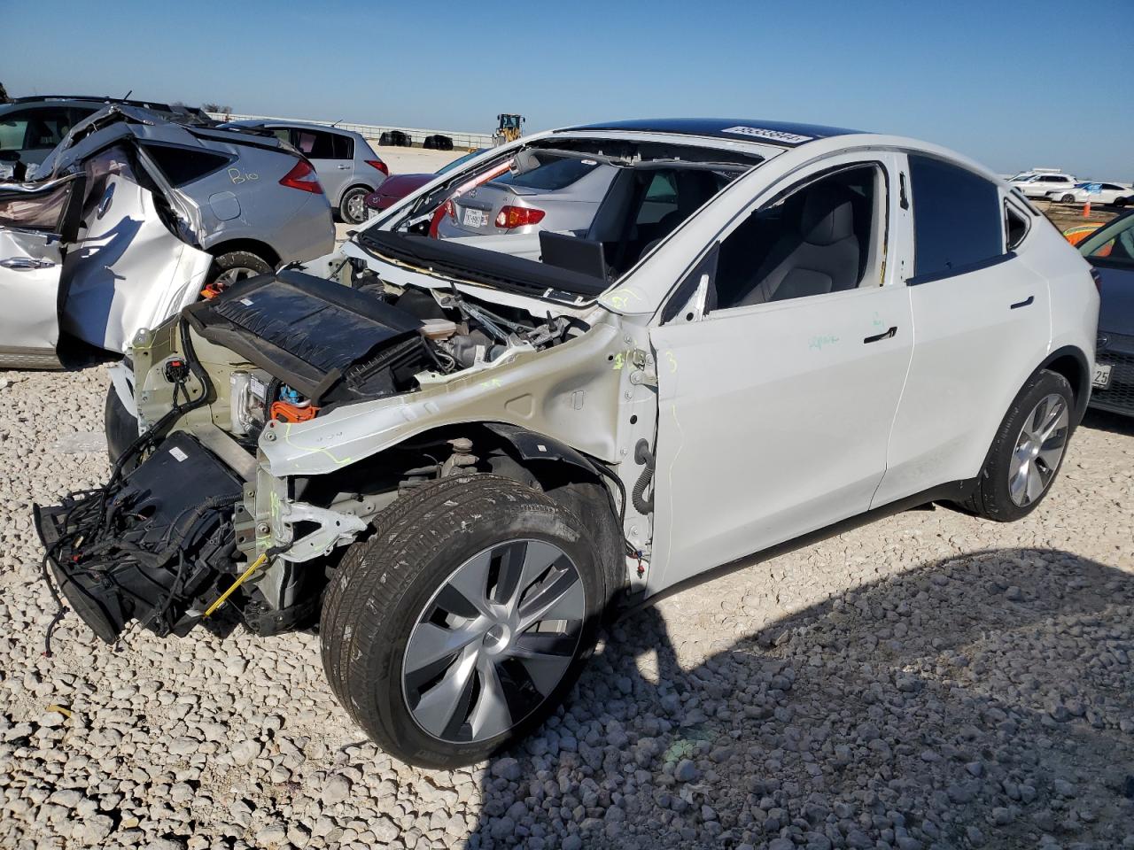 2023 TESLA MODEL Y  VIN:7SAYGDEE6PA147428