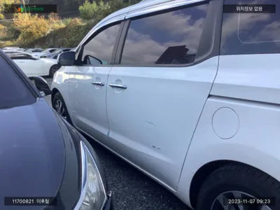 2017 Kia Carnival KNAMB81ABJS402555 VIN:KNAMB81ABJS402555