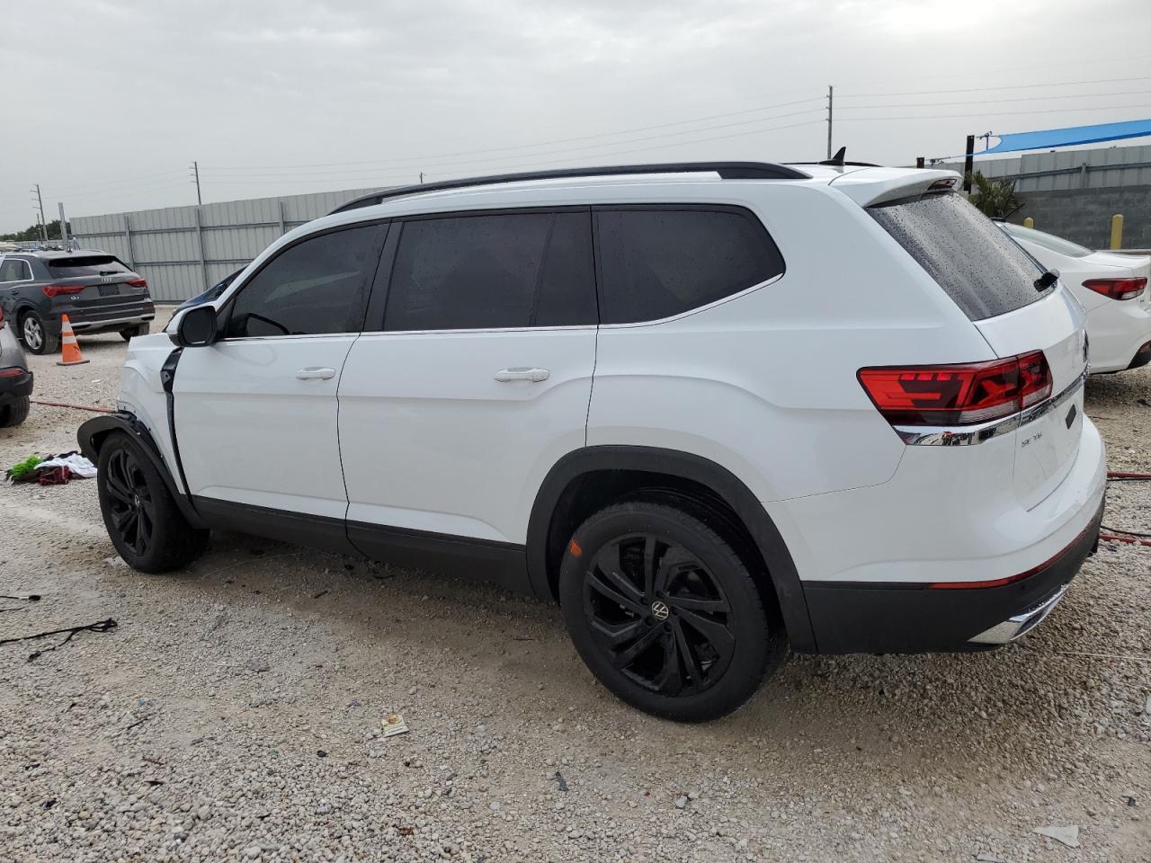 2023 VOLKSWAGEN ATLAS SE VIN:1V2WR2CA1PC532557