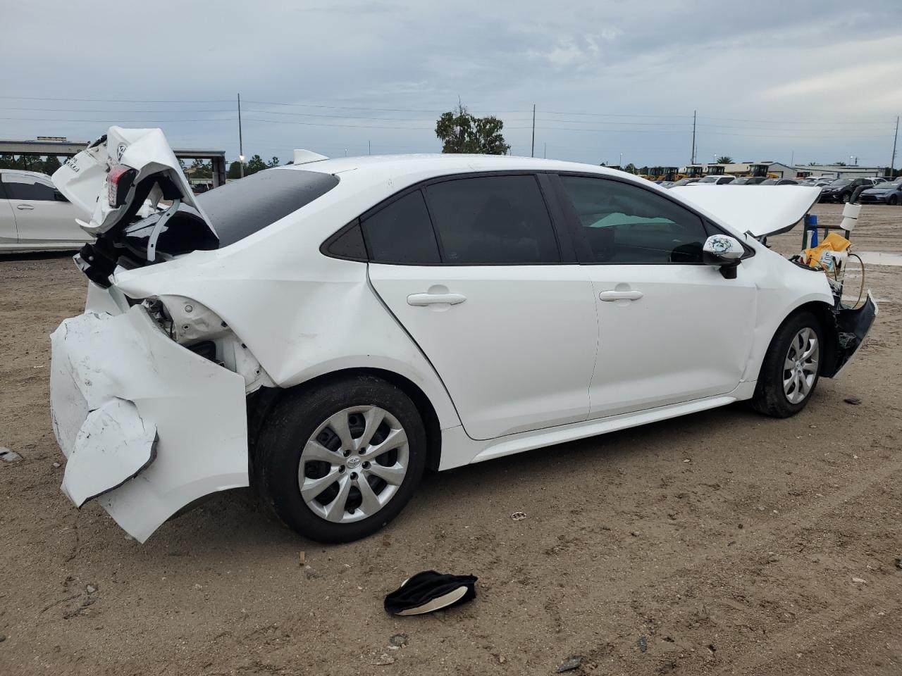 2022 TOYOTA COROLLA LE VIN:5YFEPMAE8NP301616