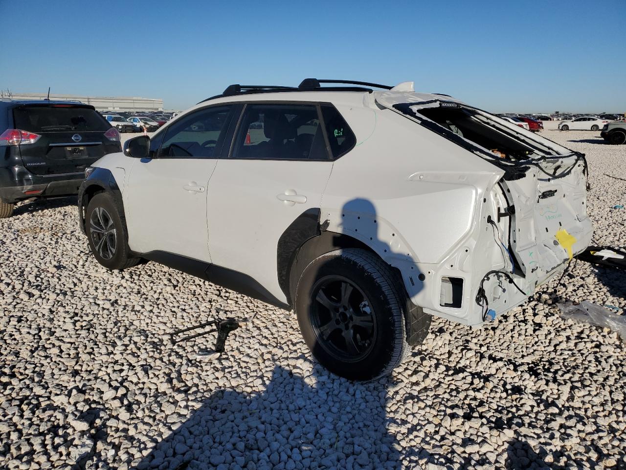 2024 TOYOTA BZ4X XLE VIN:3TMCZ5ANXMM425948