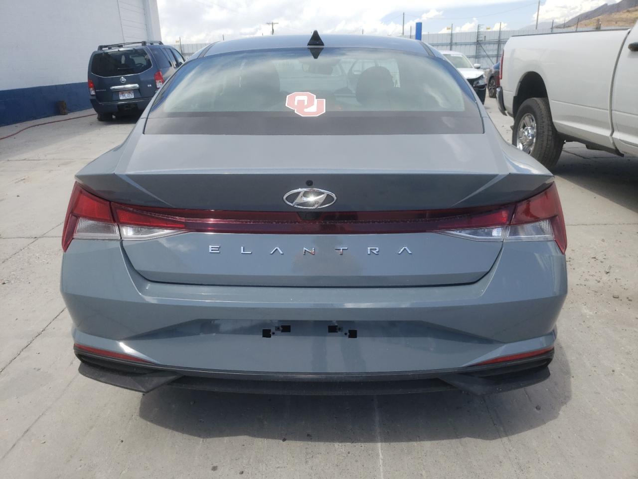 2022 HYUNDAI ELANTRA SEL VIN:KMHLM4AG2NU243809