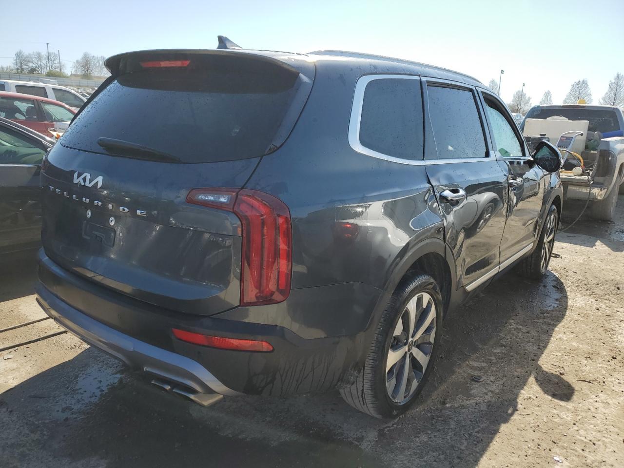 2022 KIA TELLURIDE S VIN:5XYP64HC4NG283636
