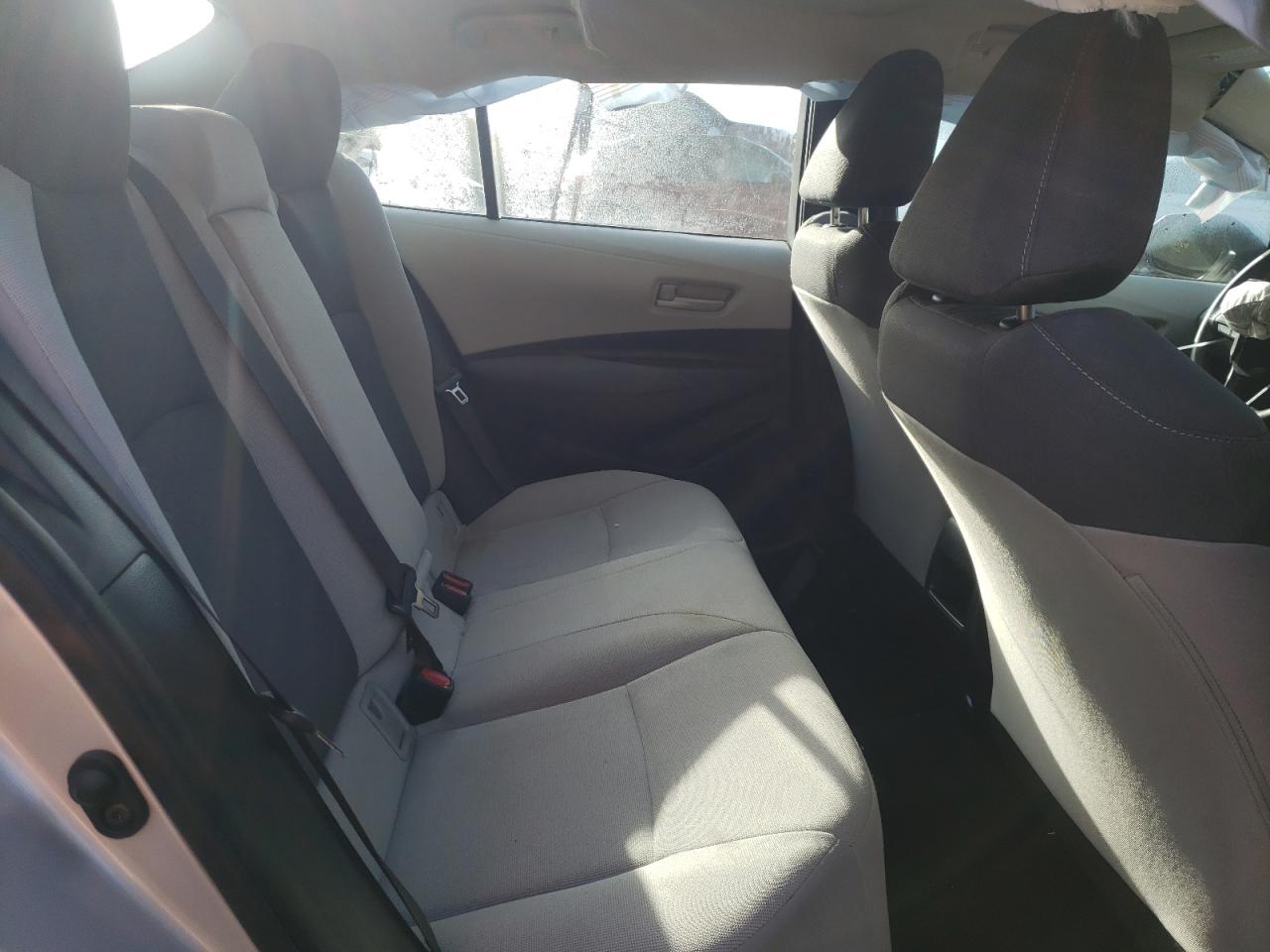 2022 TOYOTA COROLLA LE VIN:5YFVPMAE7NP321002