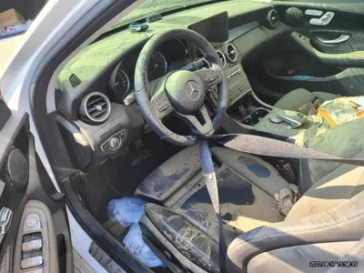 2019 Mercedes-Benz C 200 VIN: