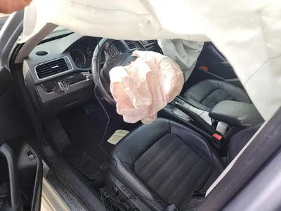 2015 Volkswagen Passat 1VWZZZA3ZFC016571 VIN:1VWZZZA3ZFC016571