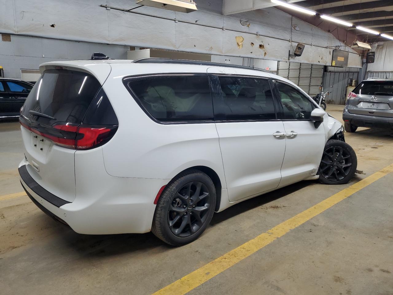 2023 CHRYSLER PACIFICA TOURING L VIN:2C4RC1BG4PR540059