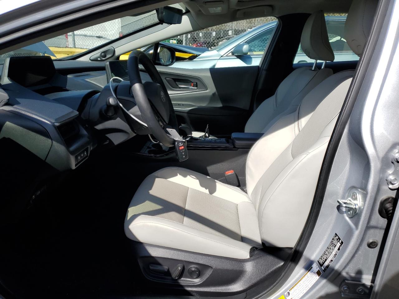 2023 TOYOTA PRIUS LE VIN:JTDADABU8P3002408
