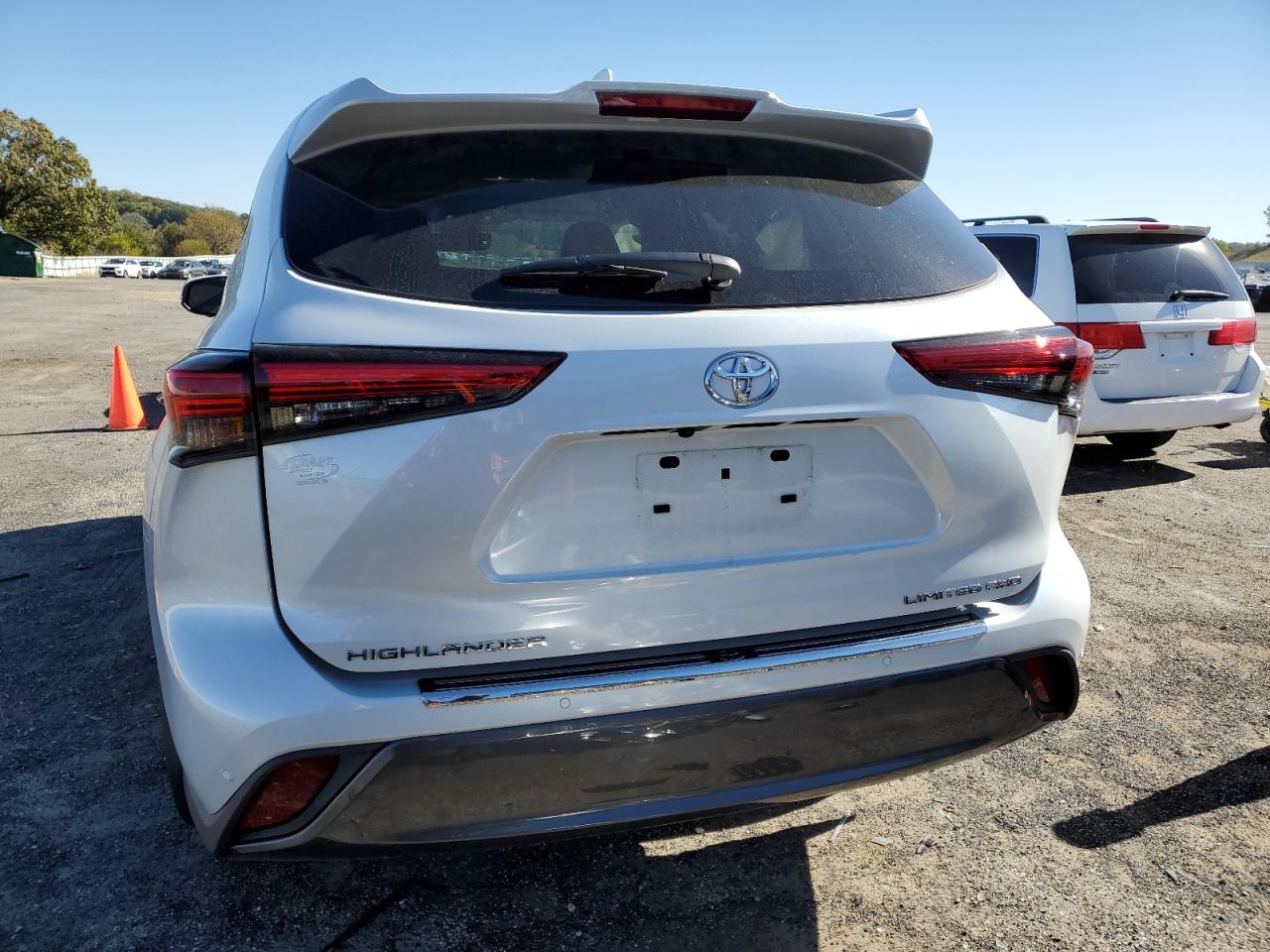 2023 TOYOTA HIGHLANDER L VIN:5TDKDRBH2PS036414