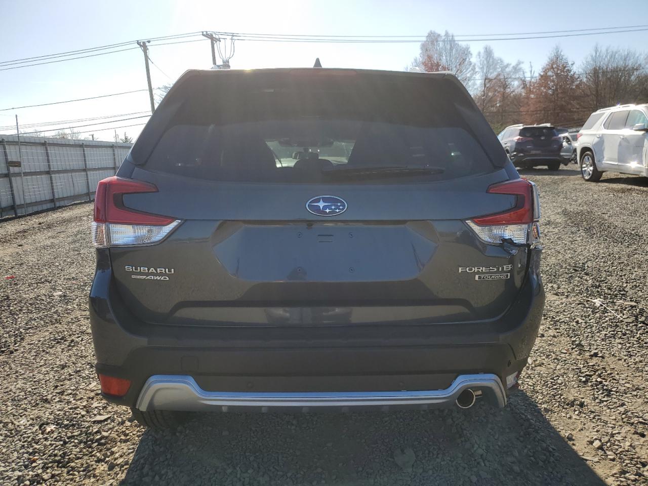 2022 SUBARU FORESTER TOURING VIN:JF2SKARC0NH463031
