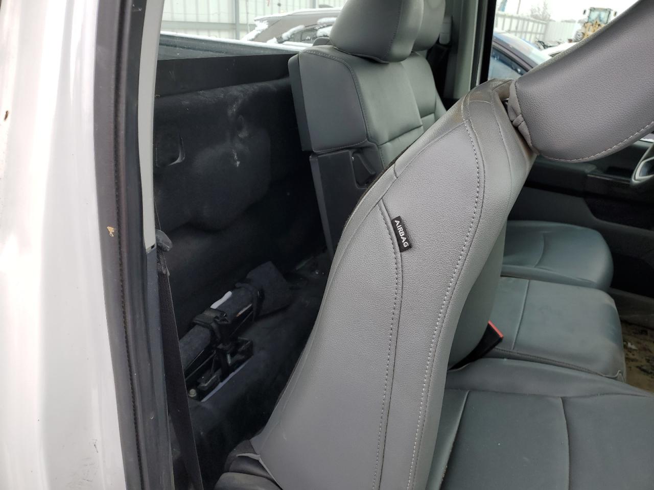 2022 FORD F150  VIN:1FTMF1CB0NKD36150