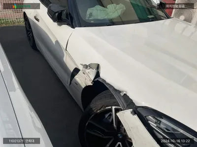 2022 BMW Z4 WBAHF7104NWX77565 VIN:WBAHF7104NWX77565