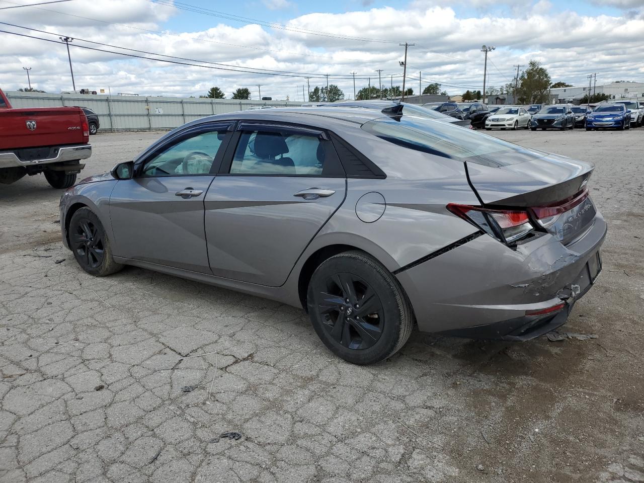 2022 HYUNDAI ELANTRA SEL VIN:KMHLM4AG1NU283928