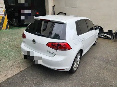 2015 Volkswagen Golf VIN: