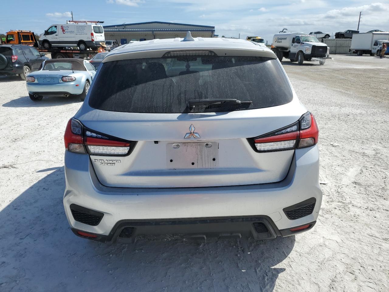 2022 MITSUBISHI OUTLANDER SPORT ES VIN:JA4APUAUXNU003670