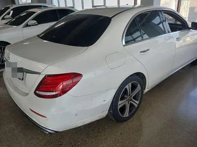 2018 Mercedes-Benz E 300 VIN: