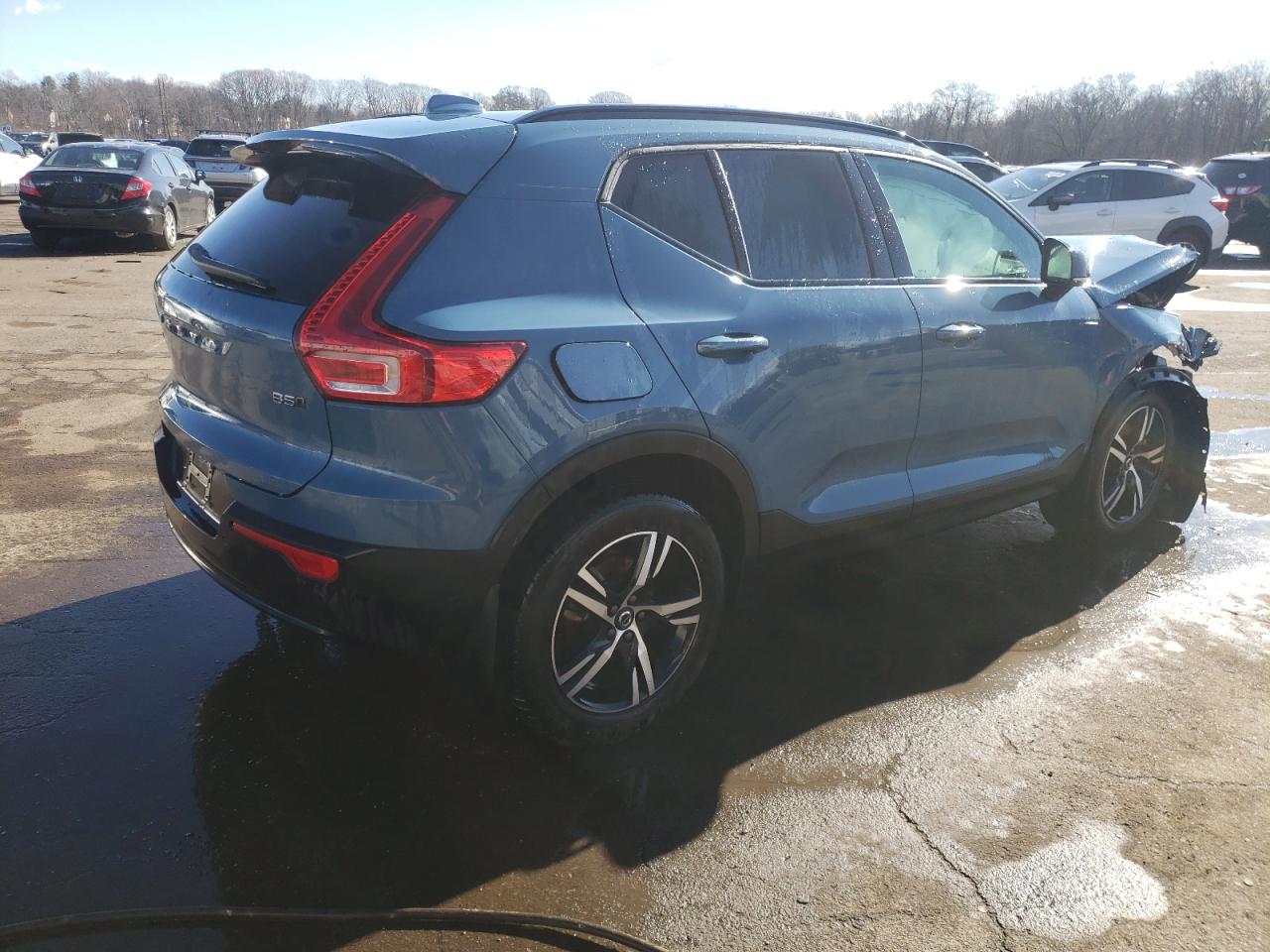 2024 VOLVO XC40 CORE VIN:YV4L12UK3R2208017