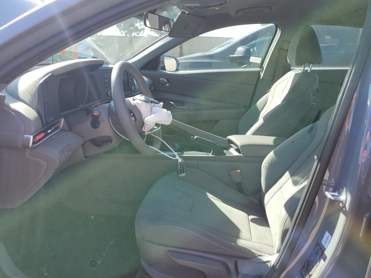 2022 HYUNDAI ELANTRA SEL VIN:KMHLM4AG3NU301328