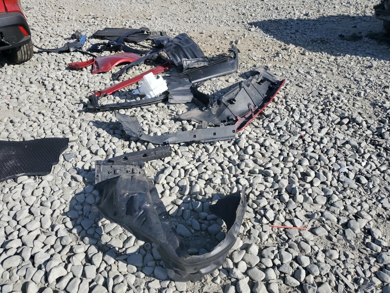 2022 TOYOTA COROLLA CROSS LE VIN:7MUCAAAG9NV036114