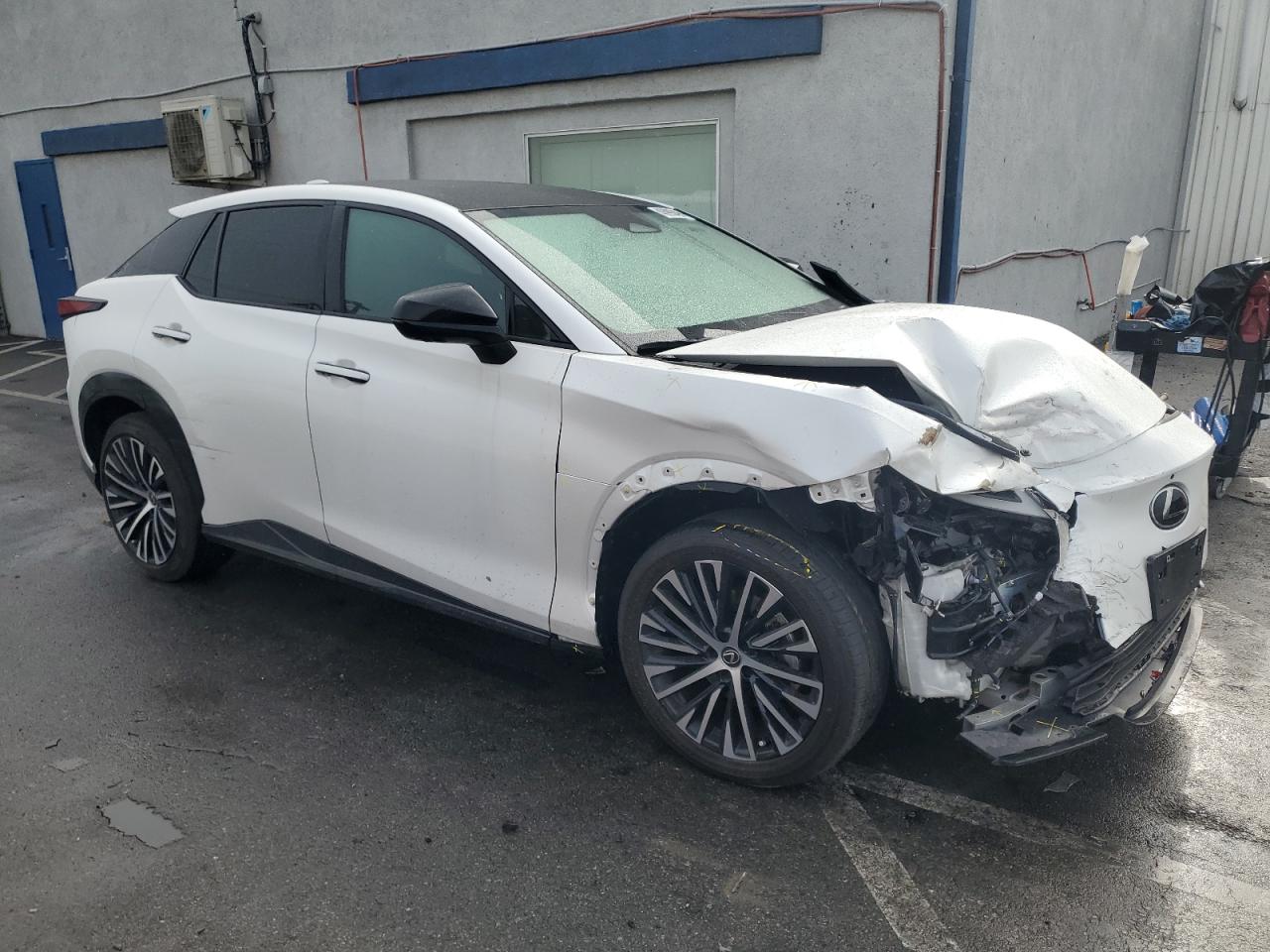 2023 LEXUS RZ 450E VIN:JTJAAAAB0PA012559
