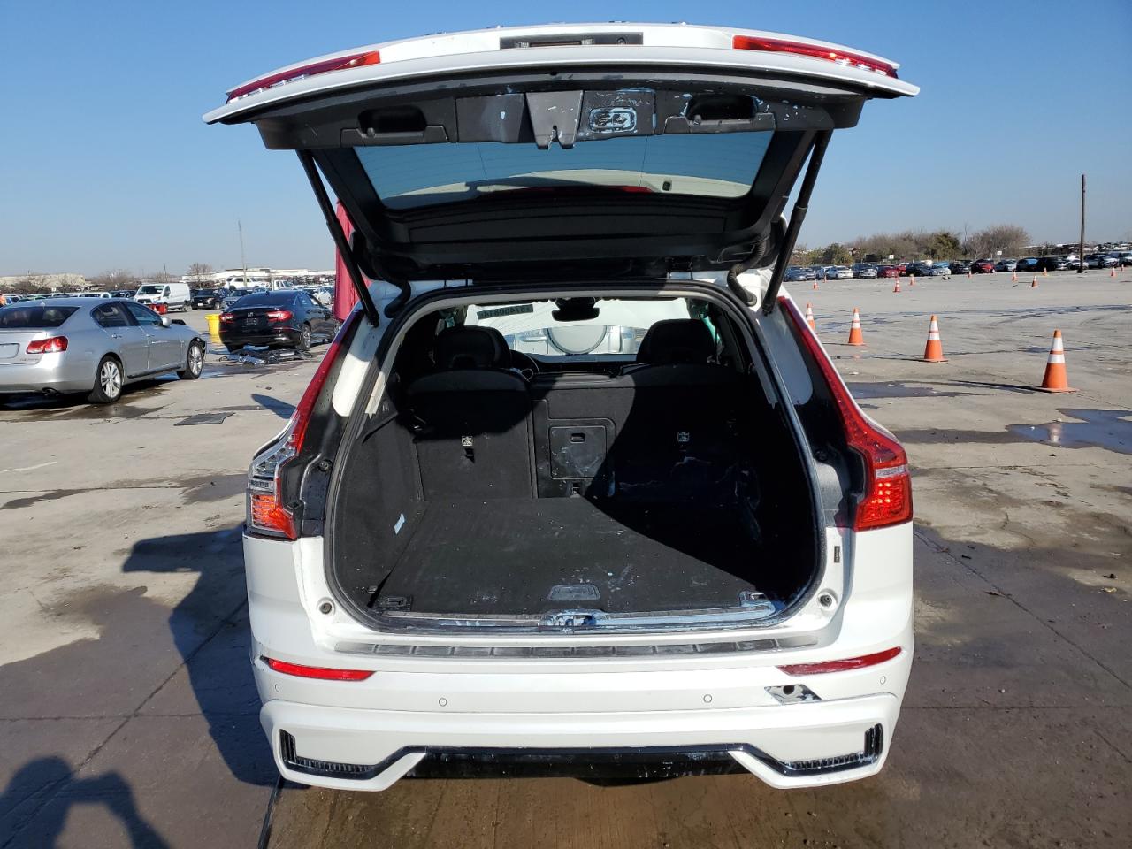 2024 VOLVO XC60 PLUS VIN:YV4L12RL7R1755282