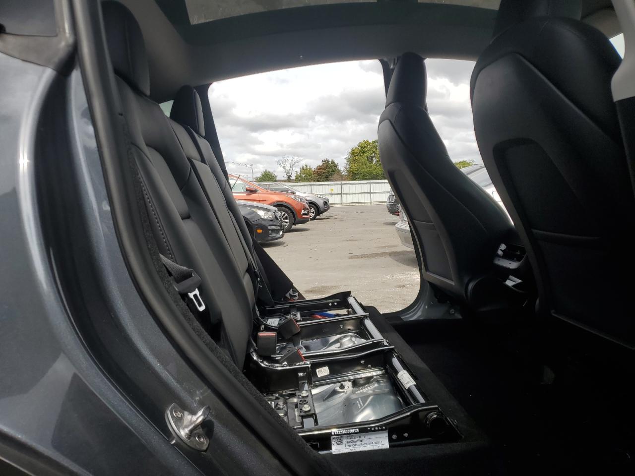 2023 TESLA MODEL Y  VIN:7SAYGDEE6PA043036